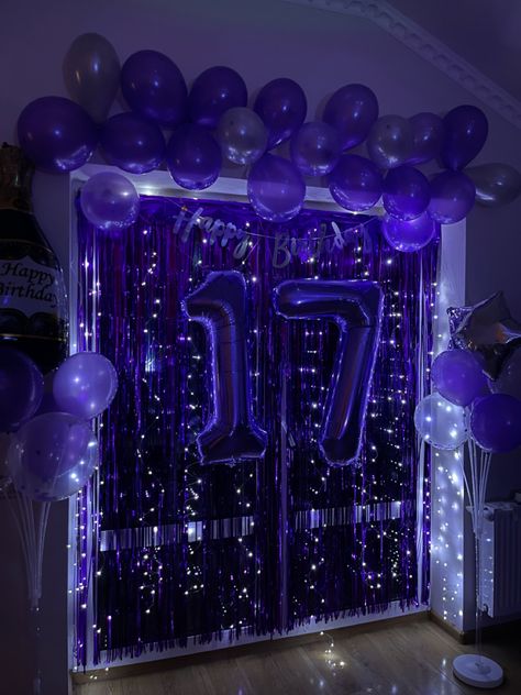 #birthdayparty #17thbirthday #euphoriathemeparty #euphoria #aesthetic #decoration #party Euphoria Disco Themed Party, Birthday Party Themes Euphoria, Euphoria Birthday Decorations, Euphoric Theme Birthday Party, Purple Theme Bday Party, House Party Inspo Decoration, 17 Birthday Party Aesthetic, 17 Theme Party, Euforia Theme Party