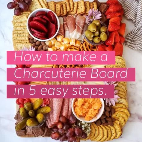 Charcuterie Board Easy Ideas, Charcuterie Step By Step, Chechuteri Board, How To Make An Easy Charcuterie Board, Easy Charcuterie Boards Ideas, How To Design Charcuterie Board, Chautierre Board, Charcuterie Board For Four People, Easy Chacutery Boards Diy