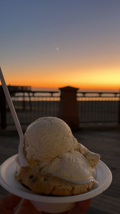 Ice Cream Aesthetic Summer, Ice Cream At The Beach Aesthetic, Summer Aesthetic Ice Cream, Ice Cream Beach Aesthetic, Summer Ice Cream Aesthetic, Ice Cream Summer Aesthetic, Ice Cream On The Beach, Tsitp Aesthetic, Cowboy Cookie