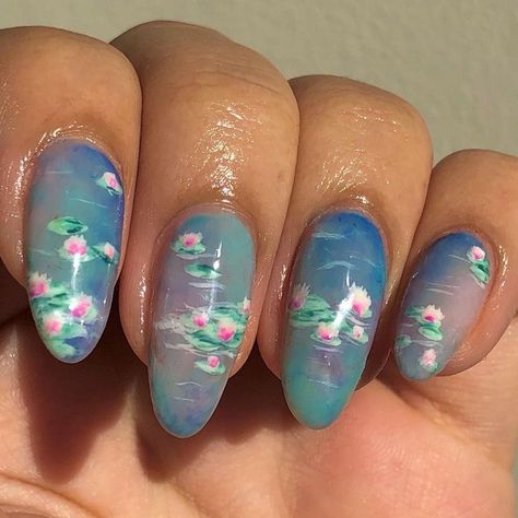 Impressionist Nail Art, Lily Pad Nail Art, Water Lily Nail Art, Pond Nail Art, Water Nail Art Design, Nail Art Realistic, Water Gel Nails, Fine Art Nails, Impressionist Nails