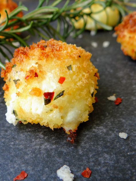 Air Fryer Goat Cheese, Fried Goat Cheese Balls, Goat Cheese Balls, Cheese Fritters, Fried Goat Cheese, Fried Cheese, Goat Cheese Recipes, Cheese Balls, Cheese Fries