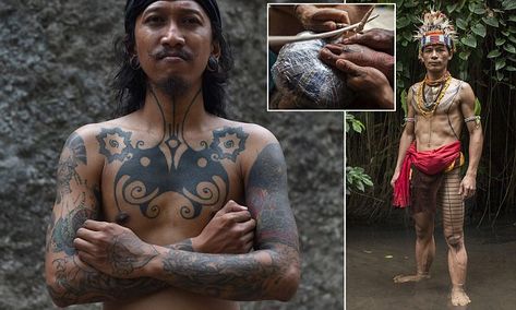 Indonesian tattoo artists revive ancient traditions Indonesian Tattoo, Tattoo Museum, Maluku Islands, Body Tattoo Design, Tattoos Traditional, Photograph Display, Beach Illustration, Ancient Designs, Mandala Tattoo