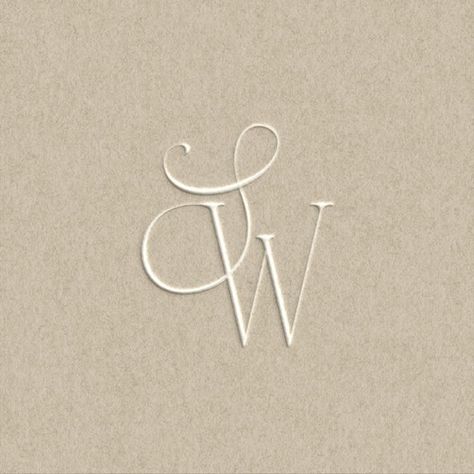 Modern Logo Design Luxury Monogram Logo, Couple Monogram Design, Chic Logo Design, Luxury Monogram, Brand Identity Package, Romantic Luxury, Creative Logos, Chic Logo, Signature Logo Design