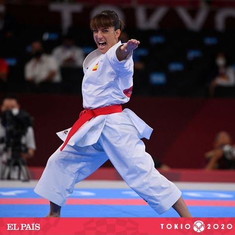 Olympic Icons, Karate Kata, Karate Martial Arts, Sport Climbing, Martial Arts Styles, 2020 Olympics, Martial Arts Women, Artistic Gymnastics, Olympic Athletes