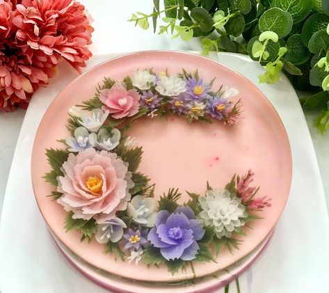 Puding Art, Jello Mold Recipes, Jelly Cakes, 3d Jelly Cake, Cake Jelly, Jelly Flower, Jelly Art, Jelly Desserts, Gelatin Recipes