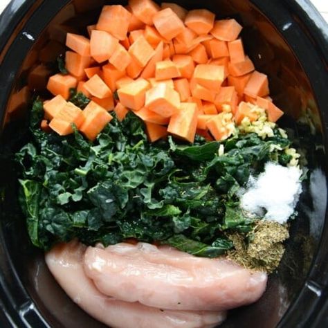 Slow Cooker Chicken Sweet Potato Soup (w/ Kale) - Real Food Whole Life Crockpot Dinner Easy, Chicken Sweet Potato Soup, Clean Eating Chili, Potato Soup Crockpot Recipes, Clean Eating Crockpot, Crock Pot Sweet Potatoes, Salad Cucumber, Chicken Crockpot Recipes Healthy, Chicken Kale