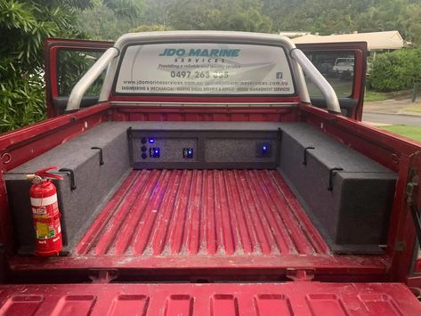 Truck Organization Ideas, Pickup Truck Bed Covers, Truck Accessories Diy, Truck Bed Tool Boxes, Camping 4x4, Truck Bed Organization, Truck Organization, Truck Accesories, Truck Bed Storage