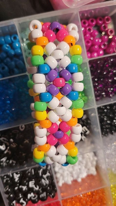 Kandi Projects, Kandi Singles, Rave Ideas, Pony Bead Projects, Kandi Inspo, Diy Kandi Bracelets, Pony Bead Bracelets, Pony Bead Crafts, Diy Kandi