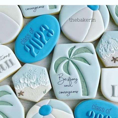 Beach Retirement Cookies, Beach Theme Graduation Party, Beach Graduation Party, Grad Cookies, Grad Cakes, Grad Party Theme, Senior Season, Beach Cakes, Graduation Cookies