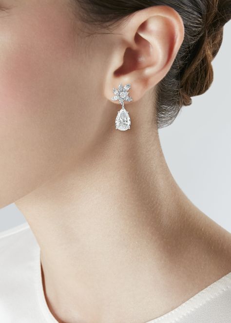 Harry Winston Diamond Earrings, Harry Winston Diamond Necklace, Harry Winston Ring, Harry Winston Jewelry, Harry Winston Diamond, Diamond Earrings Wedding, Diamond Bangles Bracelet, Harry Winston, Expensive Jewelry