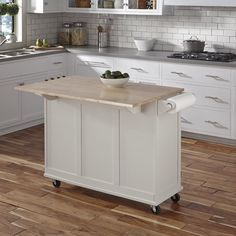 Hiasan Dalaman Dapur, Dapur Moden, White Kitchen Cart, Portable Kitchen Island, Brooklyn Brownstone, Kabinet Dapur, White Kitchen Island, Portable Kitchen, Farmhouse Style Kitchen