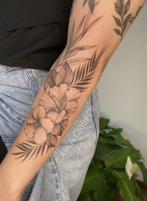 Tropisches Tattoo, Quad Tattoo, Tropical Flower Tattoos, Tattoo Ideas Female Sleeve, Hawaiian Flower Tattoos, Tropical Tattoo, Hibiscus Tattoo, Feminine Tattoo Sleeves, Female Sleeve