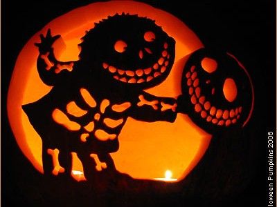 so cute Nightmare Before Christmas Pumpkin, Halloween Pumpkin Stencils, Pumpkin Cravings, Scary Halloween Pumpkins, Christmas Pumpkins, Pumkin Carving, Creative Pumpkin Carving, Amazing Pumpkin Carving, Pumpkin Carving Designs