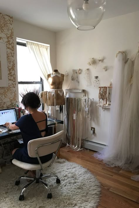 Fashion Designer Room Aesthetic, Design Studio Workspace, Fashion Dream Job, Fashion Designer Studio, Sewing Room Design, Durham North Carolina, Activities Ideas, Fashion Student, Fashion School