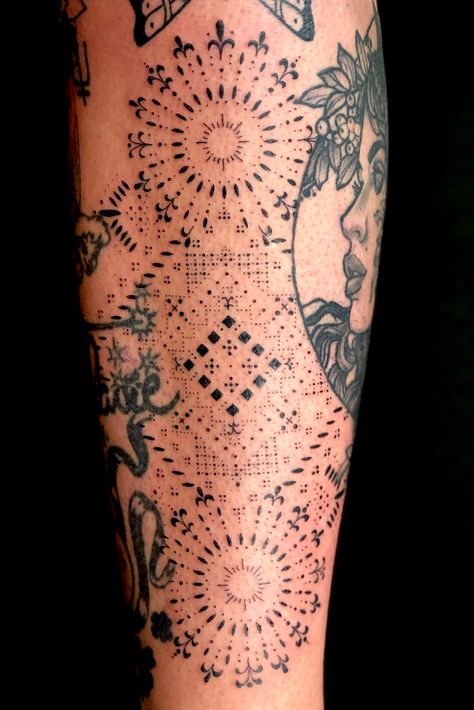 Geometric Tattoo Filler, Filler Tattoo Designs, Tattoo Sleeve Filler, Geometric Sleeve Tattoo, Tattoo Filler, Wild Tattoo, Tattoo Prices, Tattoo Project, Dot Work Tattoo