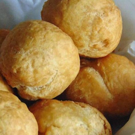 Jamaican fried dumpling recipes - Jamaican Foods and Recipes Fried Dumplings Recipe, Fry Dumpling Recipe, Jamaican Dumplings, Jamaican Fried Dumplings, Recipes Jamaican, Dumpling Recipes, Jamaica Food, Cultural Food, Carribean Food