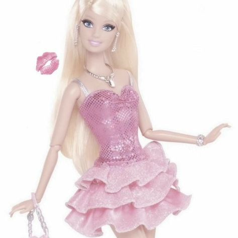 This would probably be the first Barbie I would ever get since the 1959 Barbie is expensive...... It's a shame I don't even have Barbie dolls yet to begin with.... 1959 Barbie, First Barbie, Barbie I, Barbie Doll, Barbie Dolls, Blonde Hair, The First, Blonde, Dolls