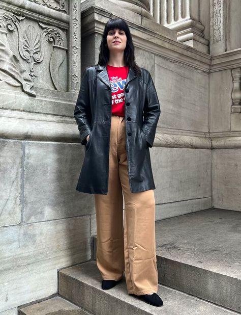 Reformation Mason Pants Review: TZR Editors Try Out The Buzzy Style Reformation Mason Pant Outfit, Reformation Mason Pant, Mason Pant, Spring Time Outfits, Winter Trousers, From Tiktok, Leather Blazer Jacket, Beauty Event, Brown Blazer