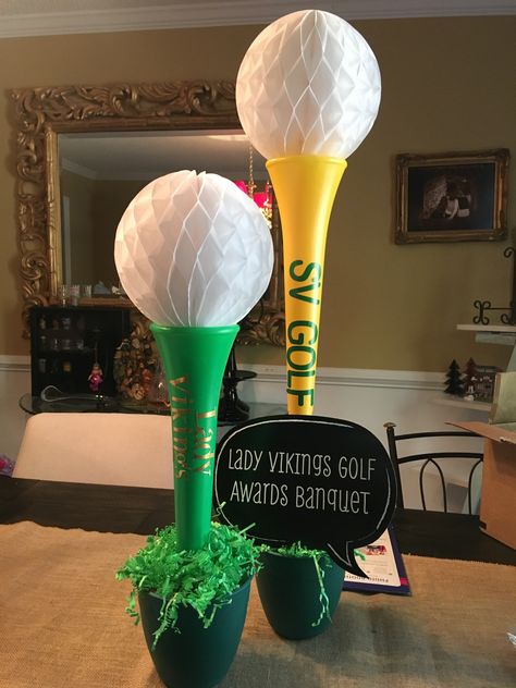 End of year golf banquet Diy Golf Centerpieces, Golf Outing Decorations, Golf Tournament Decorations, Diy Golf Birthday Decorations, Golf Tournament Booth Ideas, Golf Decorations Party, Golf Party Table Decorations, Golf Senior Night Ideas, Golf Theme Decor