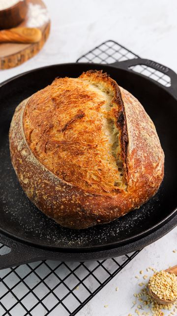 Bread by Elise on Instagram: "Country bread with toasted sesame seeds 🥖☁️⁣⁣⁣⁣⁣⁣ Made with 1 g yeast and fermented for 13+ hrs for an artisan-style loaf with a crispy crust and open crumb 😮‍💨 ⁣⁣⁣⁣⁣⁣ For one small loaf:⁣⁣⁣⁣ ⁣⁣⁣⁣⁣ Equipment:⁣⁣⁣⁣⁣ Large baking bowl⁣⁣⁣⁣⁣ Kitchen scale⁣⁣⁣⁣⁣ Thermometer⁣⁣⁣⁣⁣ 8-inch oval banneton⁣⁣⁣⁣⁣ Dutch oven⁣⁣⁣⁣⁣ Lame or razor blade⁣⁣⁣⁣⁣ ⁣⁣⁣⁣⁣ Ingredients:⁣⁣⁣⁣⁣ 300 g bread flour (I'm using @mulinocaputo Cuoco flour)⁣⁣⁣⁣⁣ 1 g instant dry yeast⁣⁣⁣⁣⁣ 240 g water at 27°C/80°F (use a little less water if you're not used to working with wet doughs)⁣⁣⁣⁣⁣ 6 g salt⁣⁣⁣⁣⁣ 20 g toasted sesame seeds⁣⁣⁣⁣ ⁣⁣⁣⁣⁣ Instructions:⁣⁣⁣⁣⁣ 1. Make the dough⁣⁣⁣⁣⁣ Add flour and instant yeast to a large baking bowl. Give it a quick stir. Next, add water and mix with your hands or a si Baking Breads, Baking Bowl, Country Bread, Sweet Breads, Toasted Sesame Seeds, Razor Blade, Pan Bread, Cleaning Dishes, Kitchen Scale