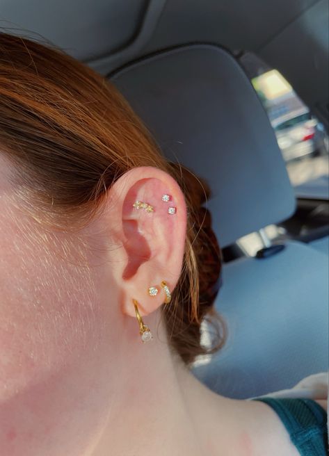 Double Lower Helix Piercing, Two Cartilage Piercings, Double Low Helix Piercing, 3 Lobe Piercings Ideas, 3 Lobe Piercings, Ear Piercing Ideas, Integumentary System, Double Cartilage Piercing, Lobe Piercings