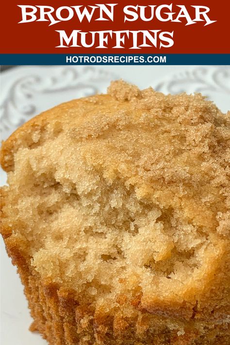 These awesome Brown Sugar Muffins are very easy to make. Using common ingredients you already have in your pantry and 20 minutes of bake time. Brown Sugar Muffins, Basic Muffin Recipe, Honey Muffins, Brown Sugar Oatmeal, Pecan Muffins, Brown Sugar Recipes, Sugar Bread, Simple Muffin Recipe, Muffin Tin Recipes