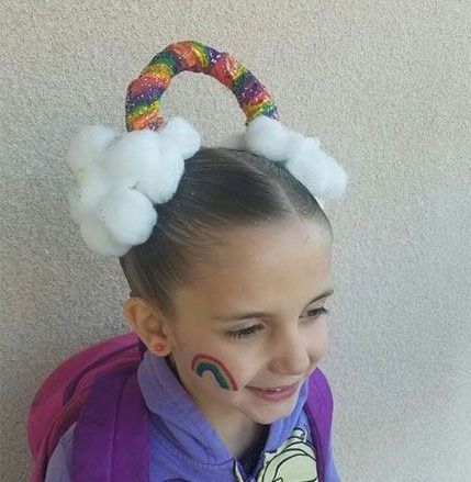 Crazy Hair For Kids, Crazy Hair Day Ideas, Crazy Hat Day, Diy Unicorn, Hat Day, Hair Chalk, Wacky Hair Days, Crazy Hats, Crazy Hair Day