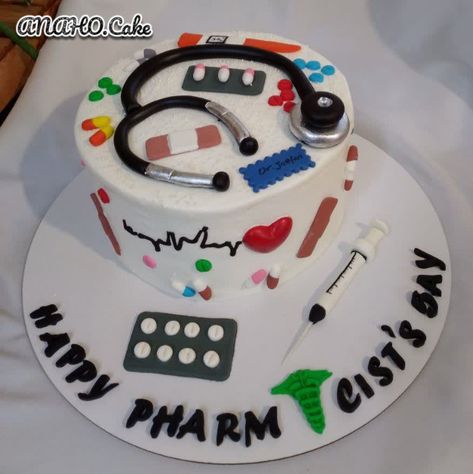 A cake decorating idea for the day of doctor, nurse, pharmacist World Pharmacist Day, Pharmacist, Cake Ideas, Cake Decorating, The Day, Cake, Quick Saves