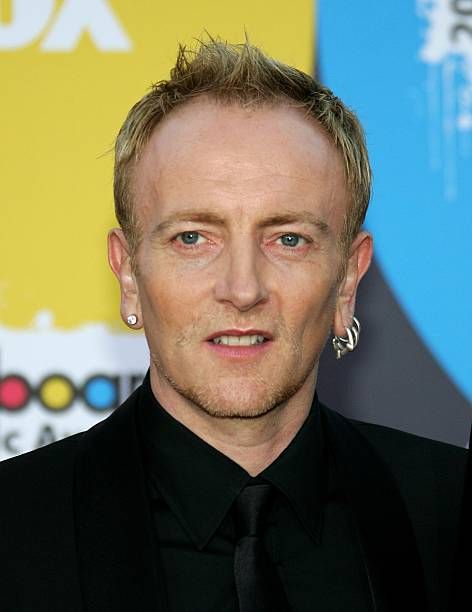 Def Leppard Phil Collen 4 Photos and Premium High Res Pictures - Getty Images Vivian Campbell, Phil Collen, Rick Savage, Joe Elliott, The New Wave, Def Leppard, 4 Photos, Music Stuff, New Wave