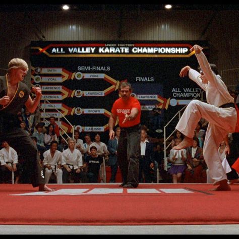 Crane kick the karate kid. Get him a body bag Karate Kid Crane Kick, Crane Kick, Karate Boy, Karate Kid Movie, The Karate Kid 1984, William Zabka, Youtube Red, The Karate Kid, Nostalgia Art