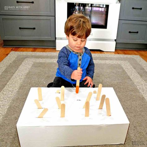 One year old pulling popsicle sticks from a box to see what color is on the other side. Popsicle Stick Activities, Stick Activities, Thinking Games, Easy Toddler Activities, Craft Sticks, Easy Toddler, Popsicle Stick Crafts, Popsicle Stick, Baby Blocks