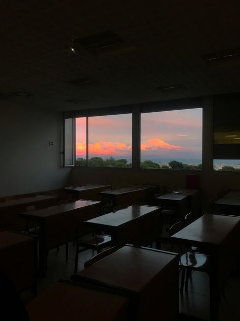 #classroom #sunset #clouds #colors #window #aesthetic #sky #school Sunset Classroom Aesthetic, School Classroom Background Aesthetic, School Window Aesthetic, Empty Classroom Aesthetic, Classrooms Aesthetic, Aesthetic School Classroom, Dark Classroom Aesthetic, Sunset Classroom, Classmates Aesthetic