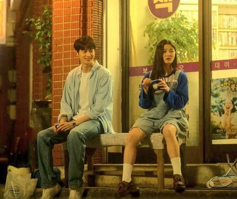 20th Century Girl Movie, Korean Movie Scene, 20th Century Girl, Film Recommendations, 2000s Girl, Girl Movies, Couples Vibe, Best Dramas, Film Inspiration