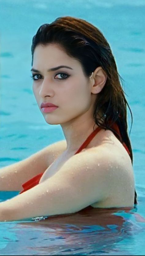 Tamanna Hd Images, Tamanna Bhatia, Bollywood Outfits, Anime Poses, Hd Images, Pool Float, Most Beautiful, Actresses, Pool