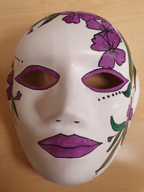 Mascara Design Ideas, Mask Ideas Art, Mask Painting, Painting Halloween, Face Painting Halloween, Masks Art, Saved Pins, Nature Paintings, Mask Design