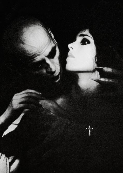 Nosferatu the Vampyre (1979) Nosferatu The Vampyre, Anima Animus, Gothic Photography, Isabelle Adjani, Vampire Goth, Vampire Girls, Vintage Goth, Gothic Aesthetic, Gothic Horror