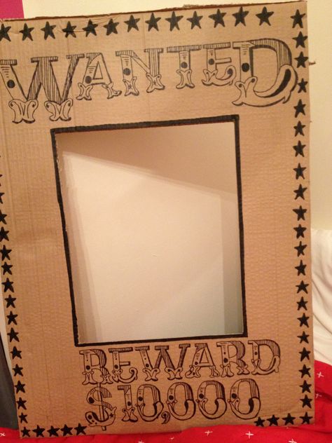 Wanted Photo Booth Frame, Wild West Decorations, Birthday Poster Diy, Wild West Party, Western Birthday Party, Country Diy, Western Theme Party, Rodeo Birthday, Super Party