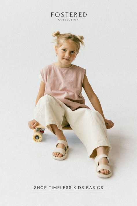 Discover timeless kids outfits in neutral tones that blend effortlessly into any child's wardrobe. Our practical and sustainable kids clothes feature cotton basics for kids and neutral colors, so your family can shop for their whole minimal kids wardrobe in one place! Shop the Fostered Collection kids basics collection online now! Minimalist Kids Wardrobe, Fostered Collection, Uniqlo Kids, Clothing Basics, Babies Fashion, Minimalist Kids, Kids Wardrobe, Kids Store, Fashion Website