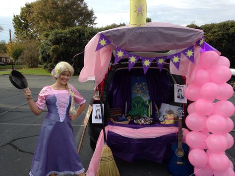 Trunk or Treat Rapunzel Princess Treats, Wagon Floats, Rapunzel Halloween, Trunk Or Treat Ideas, Great Pumpkin Charlie Brown, Halloween Entertaining, Teal Pumpkin, Frozen Theme Party, Holloween Costume