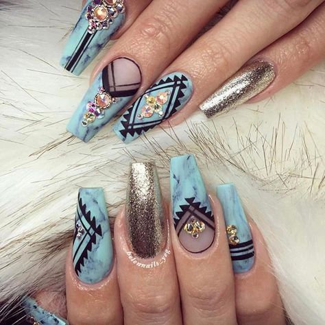 @helennails_yeg is crazy talented  I adore her work✨ check her out Aztec Nails, Broken Nails, روتين العناية بالبشرة, Acrylic Nail Art, Fabulous Nails, Blue Marble, Nail It, Fancy Nails, Dope Nails