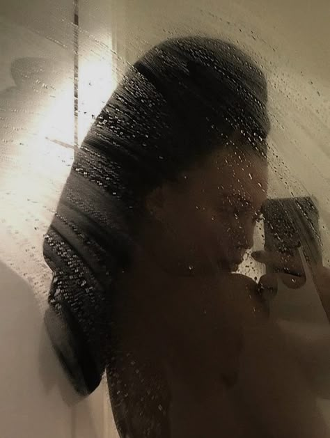 Sing In The Shower Aesthetic, Manifest 2024, Shower Aesthetic, All The Small Things, Foto Ideas Instagram, Oui Oui, The Shower, Green Beauty, Aesthetic Photo