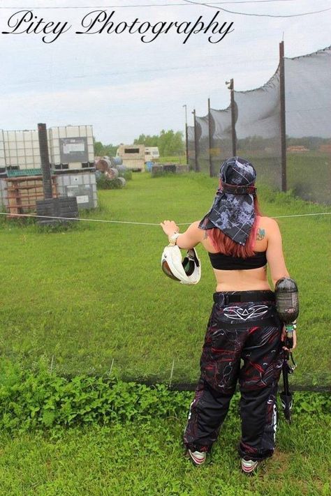 Paintball Outfit Women, Paint Balling Outfit, Paintball Outfit, Paintball Girl, Paintballing Outfit, Paintball Field, Paintball Gear, Paintball Marker, Laser Tag