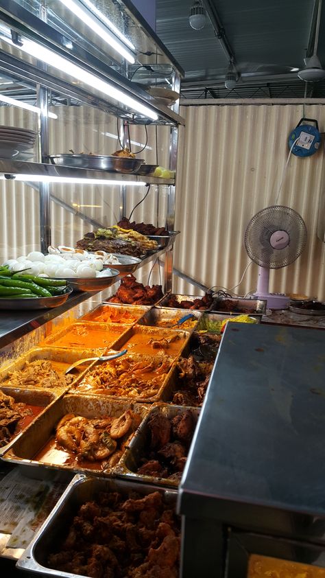 Top 10 Best Nasi Kandar in Penang You Need To Try (Updated) Nasi Kandar Penang, Penang Aesthetic, Malaysian Aesthetic, Nasi Kandar, Penang Food, Egg Curry, Malaysia Travel, Hot Soup, Food Cravings