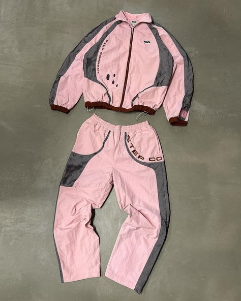 @clintsinc • Instagram photos and videos Tracksuit Design Ideas, Tracksuit Design, Sport Trousers, Fashion Design Template, Hype Clothing, Men Fashion Casual Shirts, Sports Trousers, Top Pattern, Fashion Sewing