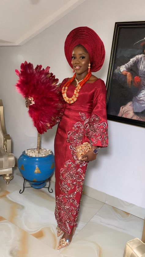 Asooke Styles For Brides, Yoruba Wedding Dress, Yoruba Traditional Wedding Attire, Yoruba Dress, Eid 2024, Nigerian Wedding Dresses Traditional, Afro Styles, African Gowns, Wedding Fits