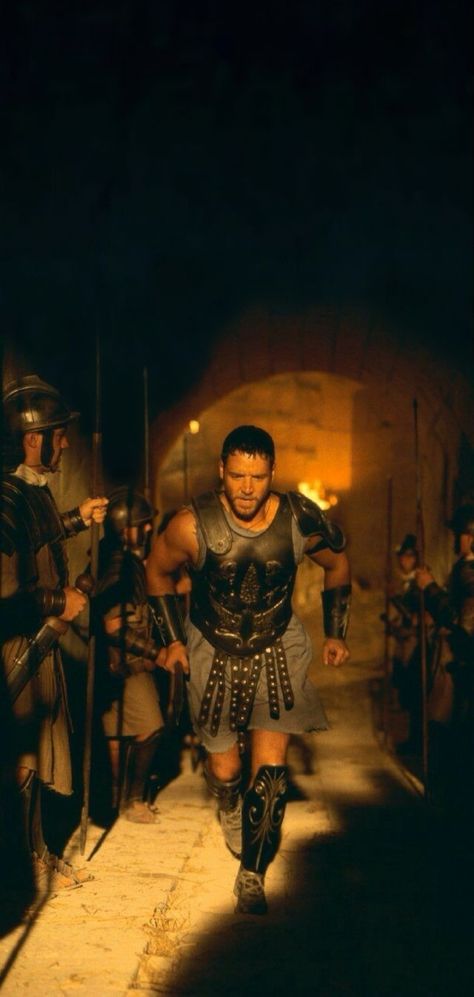 Gladiator wallpaper Kingdom Of Heaven Wallpaper, Gladiator Movie Wallpaper, Gladiator Wallpaper, Gladiator Aesthetic, Gladiator Film, Roma Wallpaper, Commodus Gladiator, Russell Crowe Gladiator, Classical Movies