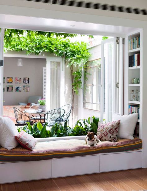 Bay Window Seat Ideas, Diy Garden Seating, With Color, Window Seating, Diy Outdoor Seating, Bay Window Seat, Window Seat Design, Rustic Bedroom Design, Living Room Designs Small Spaces