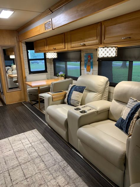 17 Must-Have RV Organization Gadgets Travel Trailer Bathroom, Trailer Bathroom, Small Travel Trailer, Renovated Rv, Camper Furniture, Bunk Bed Safety, Rv Living Room, Shower Makeover, Rv Sofas