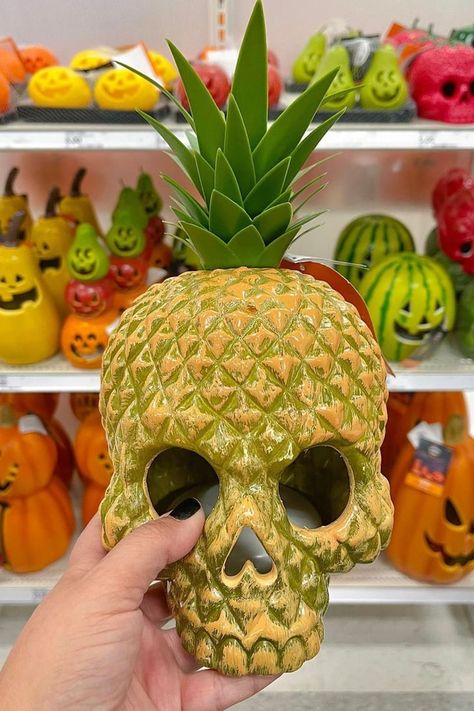 Target's Halloween Pineapple Jack-o'-Lantern Skull Pineapple Jack O Lantern, Halloween Pineapple, Among Us Costume, Adult Summer Party, Halloween Piñatas, Us Halloween Costume, Summerween Party, Us Costume, Killer Costume