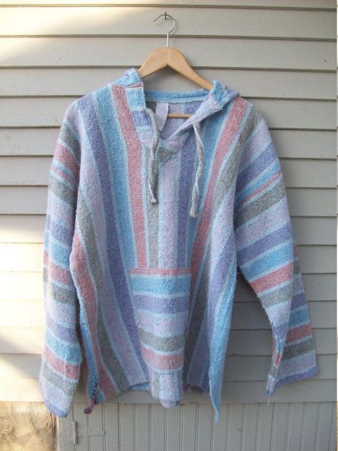 baja blanket jacket Baja Jacket, Camping Outfit, Baja Hoodie, Mexican Outfit, Blanket Coat, Lazy Day Outfits, Vintage Hoodies, Swag Style, Kangaroo Pouch